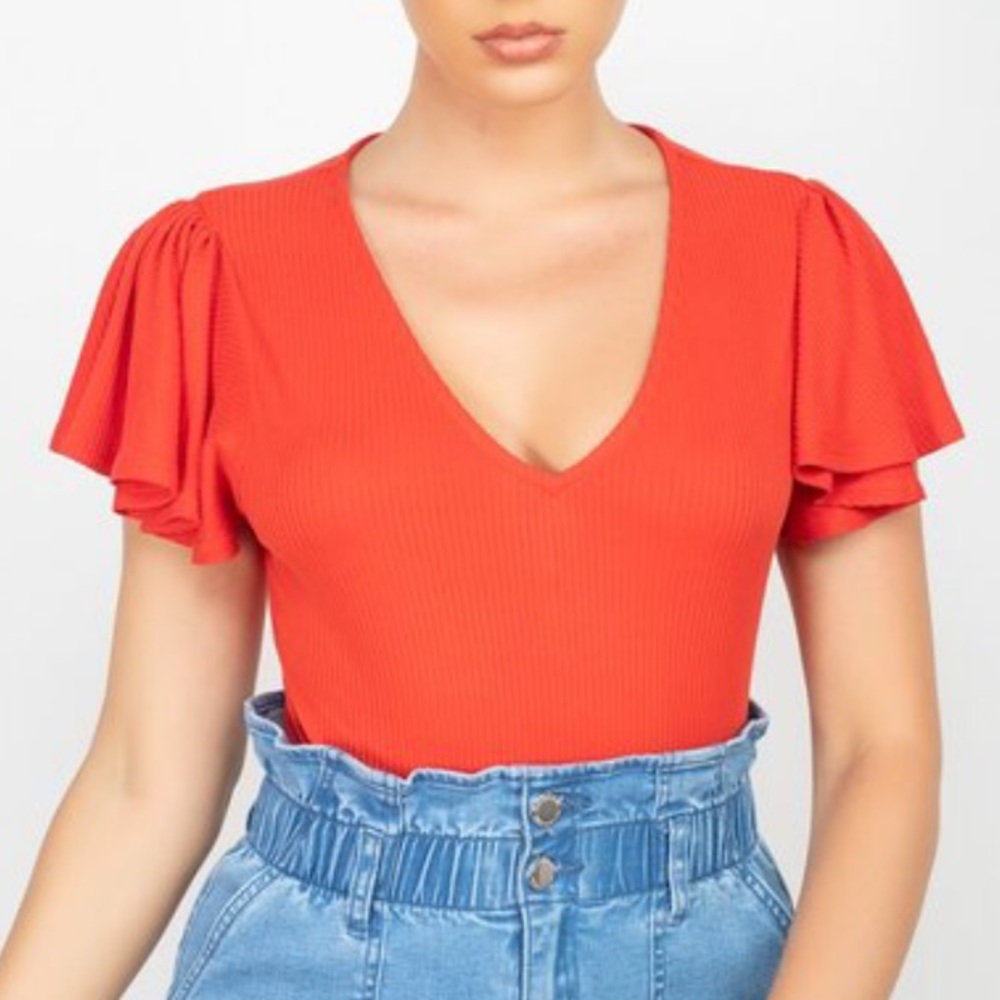 NWT Basic T-Shirt with V-Neck and Ruffle Sleeves in‎ Orange Red